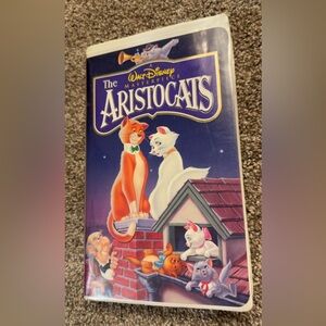 The Aristocats (VHS, 1996) Disney Aristocats — Purple, Orange, White Cats
